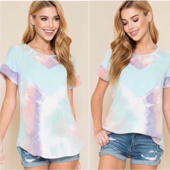 LAST ONE: Adorable women’s pastel cute short sleeve spring summer top - Picture 4 of 4